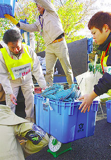 藤沢市「ふじキュン」も参加してゴミ拾い