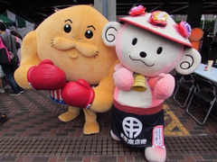 二子玉川の水辺に1日だけの商店街-サザエさんほか街キャラも一堂に