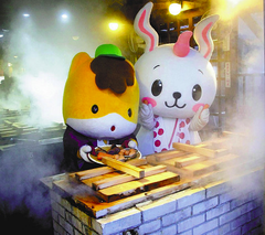 「ぐんまちゃん」大分県訪れ「べっぴょん」と交流