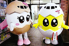 「たまらん」と「たまりん」市外デビュー 千歳のゆるキャラが26、27日苫小牧へ