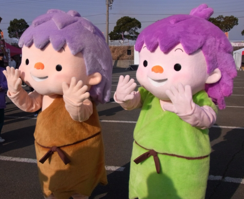 いせきくん・やよいちゃん