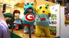 「ふなっしー」が佐賀に ジャンプに大声援