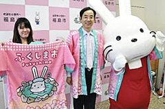 観光PR「法被」できた 花、ももりん、温泉をデザイン