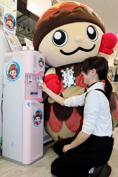 「ぼっくりん」生き残りへ天然水販売 高砂