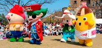 愛らしい姿でダッシュ ゆるキャラ松山で運動会