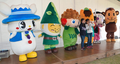 群馬）ゆるキャラ集合、新キャラも披露　川場村の道の駅