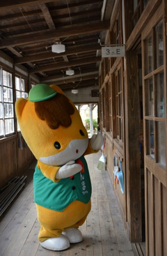 ぐんまちゃん、『暗殺教室』撮影現場を訪問
