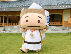 温泉キャラ「湯巡権三」が中間発表で１位