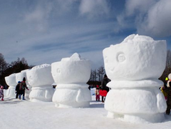 第49回いわて雪まつりスタート 雪遊びと食とイベント